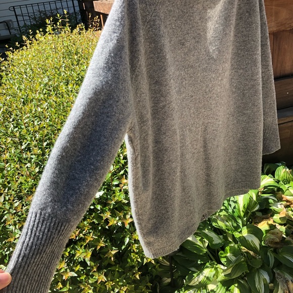 Eileen Fisher Sweater - Picture 4 of 4